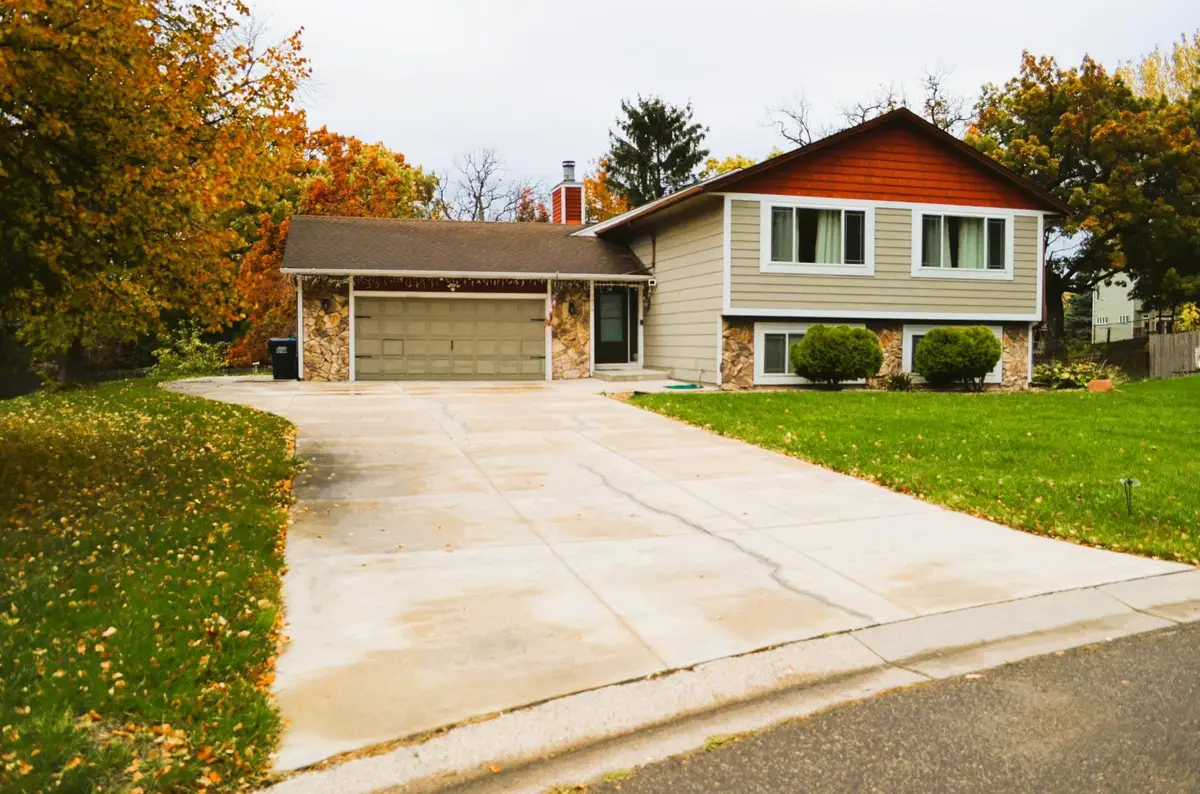 9879 Upper 173rd Court W, Lakeville, MN 55044 - Image #1