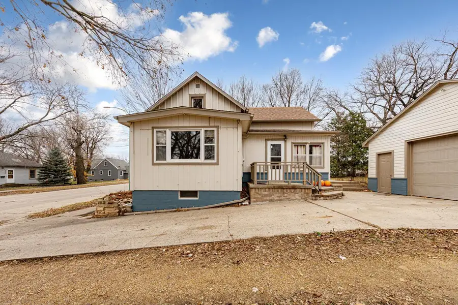 1114 N Prairie Avenue, Fairmont, MN 56031 - Image #2