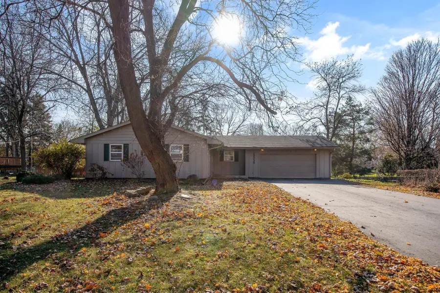 12035 45th Avenue N, Plymouth, MN 55442 - Image #2