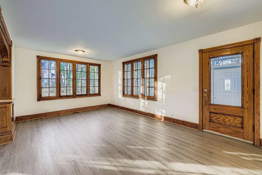 988 Reaney Avenue, Saint Paul, MN 55106 - Image #3