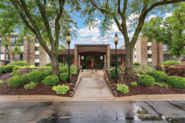 1101 Sibley Memorial Highway #310, Lilydale, MN 55118