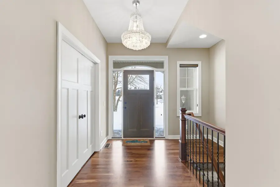 7707 Oxbow Creek Circle N, Brooklyn Park, MN 55445 - Image #3