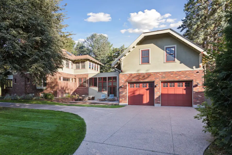 1085 Ryan Avenue W, Roseville, MN 55113 - #2