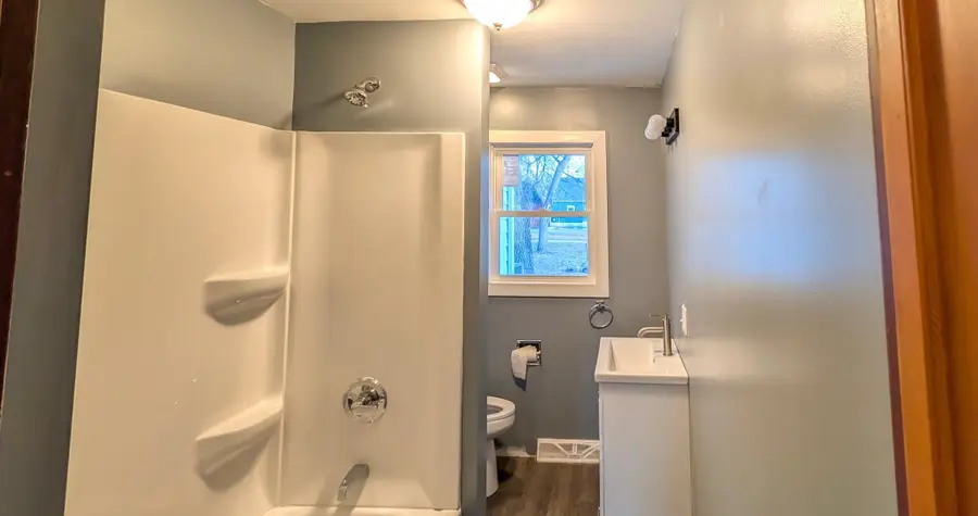 545 2nd Avenue Se, Wells, MN 56097 - Image #3