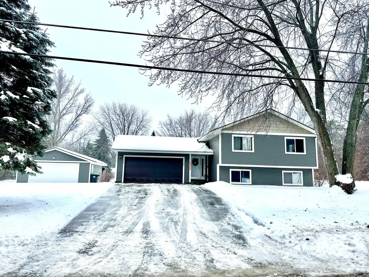 762 Oak Lane, Circle Pines, MN 55014 - Image #1