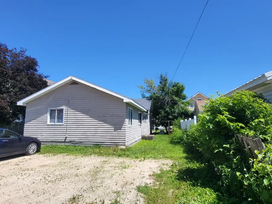 215 E 5th Street, Winona, MN 55987 - #3