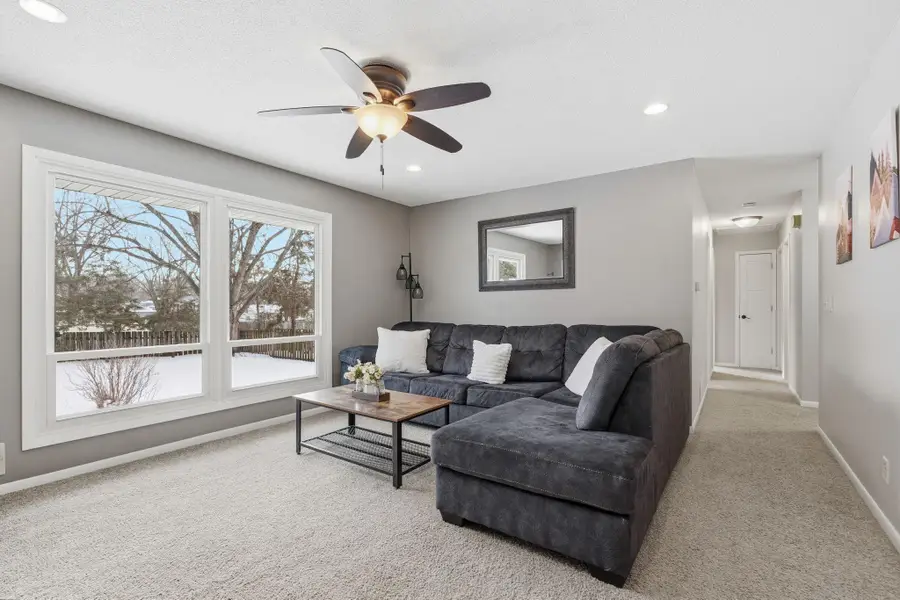 8605 Ivywood Avenue S, Cottage Grove, MN 55016 - Image #3