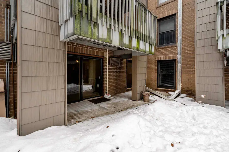 2800 Hamline Avenue N #112, Roseville, MN 55113 - Image #3