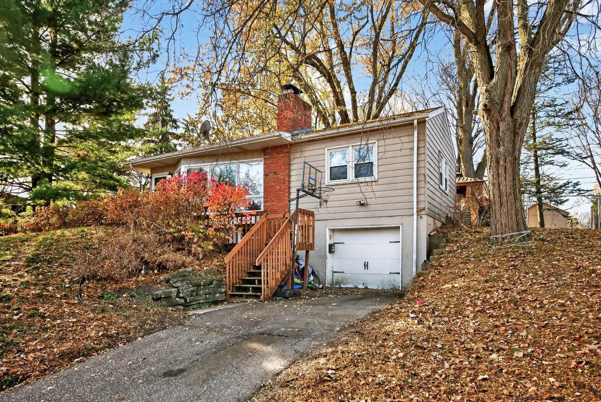 3115 Kyle Avenue N, Golden Valley, MN 55422 - Image #1