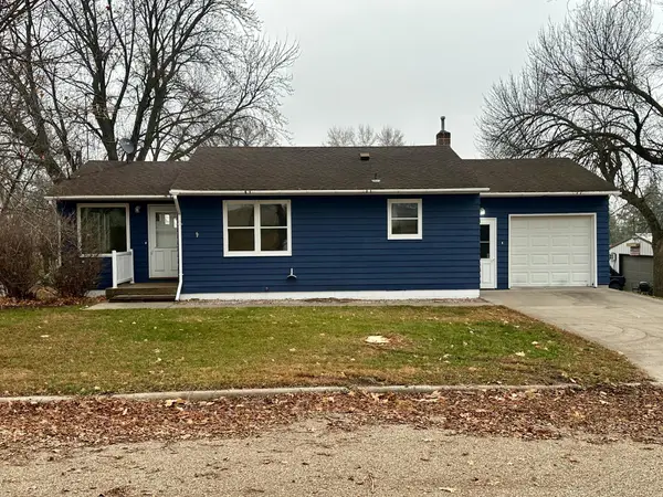 104 N Ross Avenue, Hardwick, MN 56134