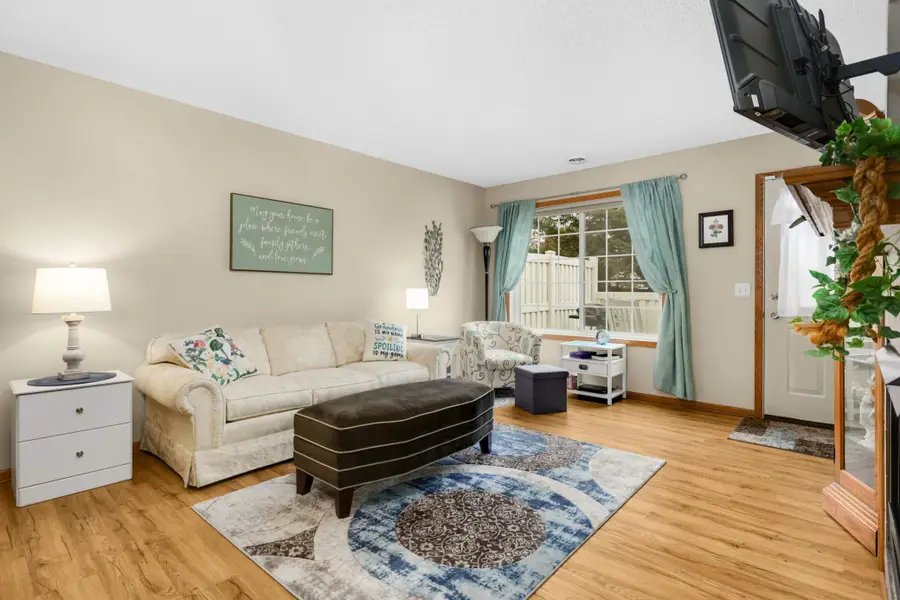 15973 Flotilla Trail #300, Apple Valley, MN 55124 - Image #2