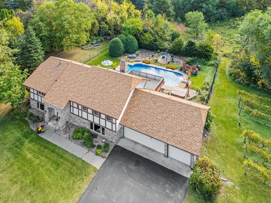 10 Hay Camp Road, North Oaks, MN 55127 - #2