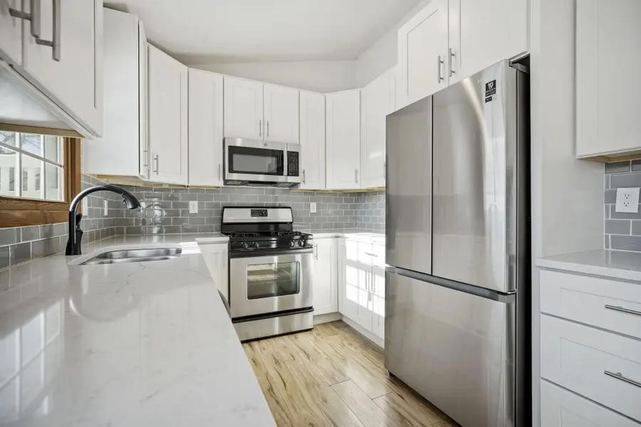 7526 W 111th Street, Bloomington, MN 55438 - Image #3