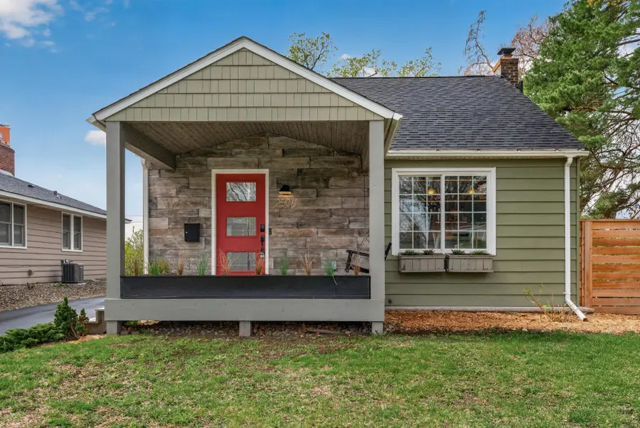 2506 Beverly Road, Saint Paul, MN 55104 - #3