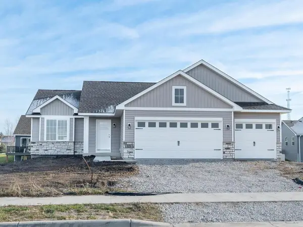 929 Prestwick Drive, Belle Plaine, MN 56011