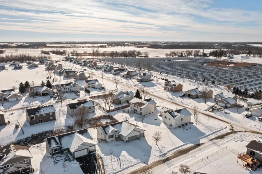 213 Summerfield Lane, Waverly, MN 55390 - Image #2