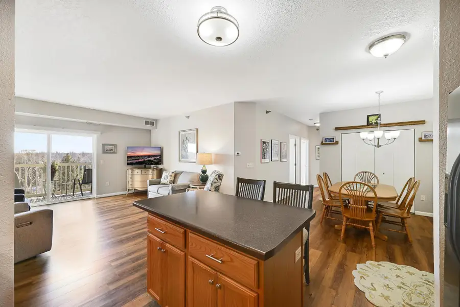 1331 Lake Drive W #A213, Chanhassen, MN 55317 - #3