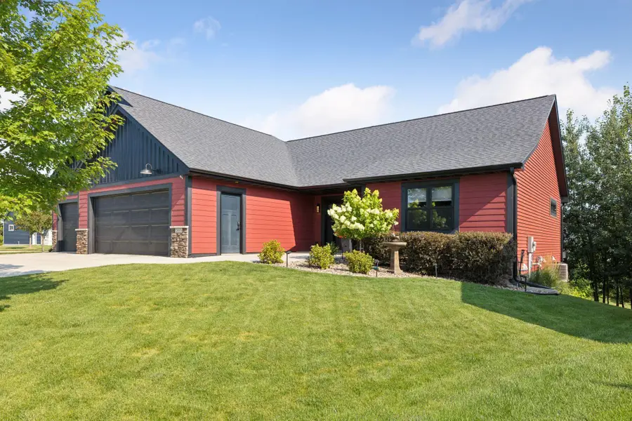 203 Vista Circle, River Falls, WI 54022 - Image #2