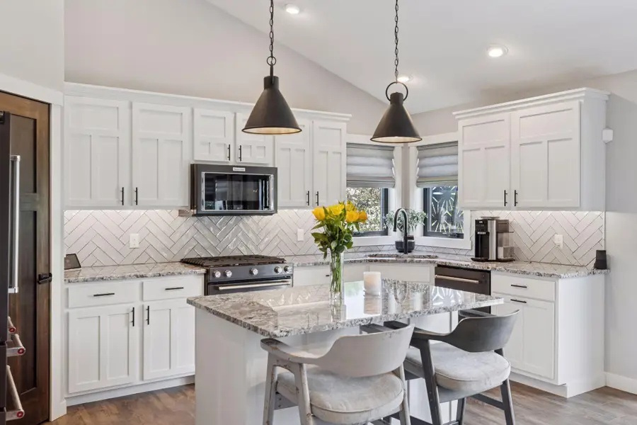 203 Vista Circle, River Falls, WI 54022 - Image #3