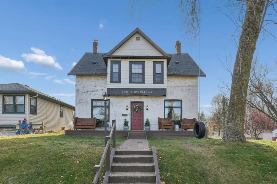 2566 18th Avenue E, North Saint Paul, MN 55109 - Image #2