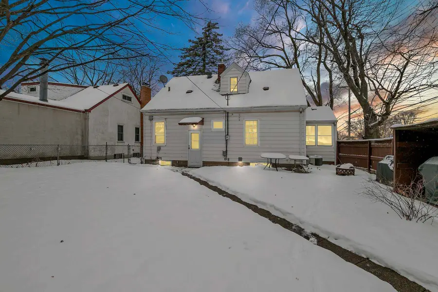 1926 Flandrau Street N, Maplewood, MN 55109 - Image #2