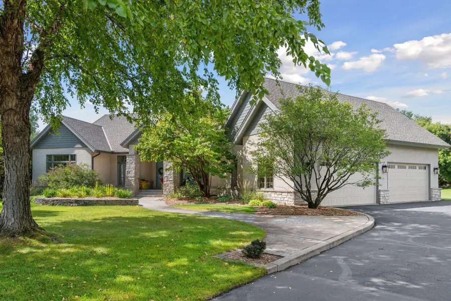 2125 Carriage Lane, Wayzata, MN 55391 - Image #2