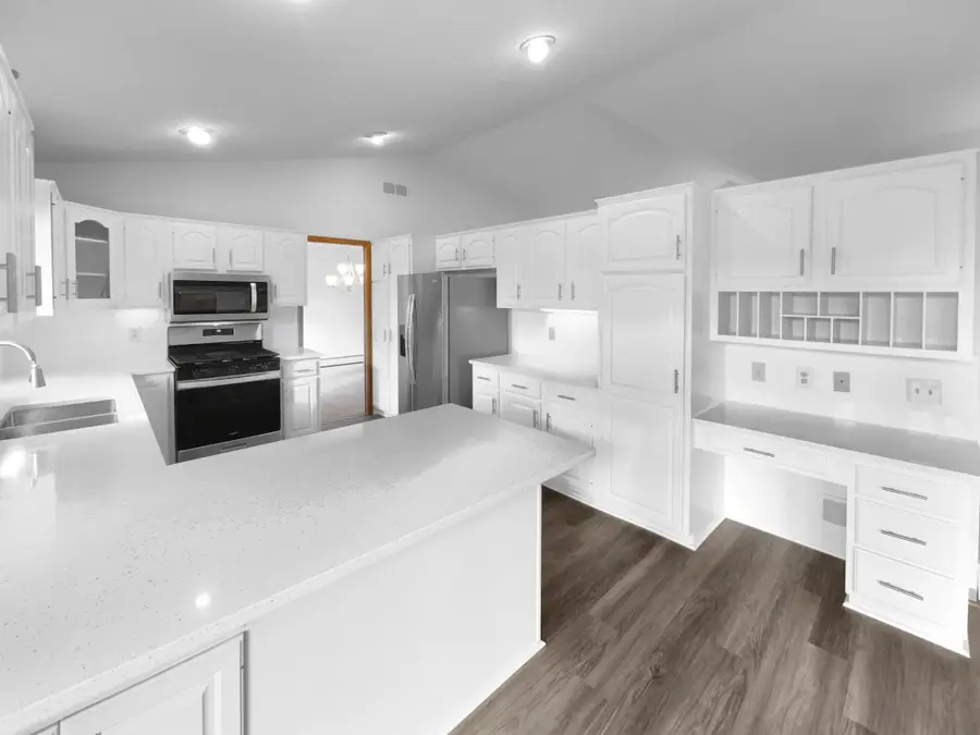 11053 N Eagle Lake Boulevard, Maple Grove, MN 55369 - Image #2