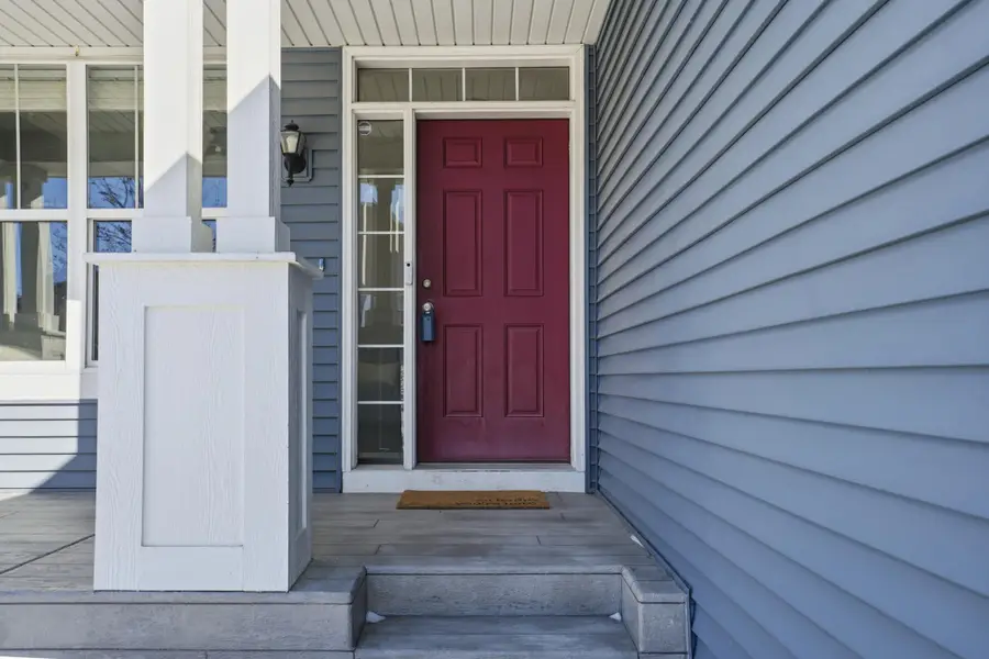 1525 Hemlock Way, Chanhassen, MN 55317 - Image #2