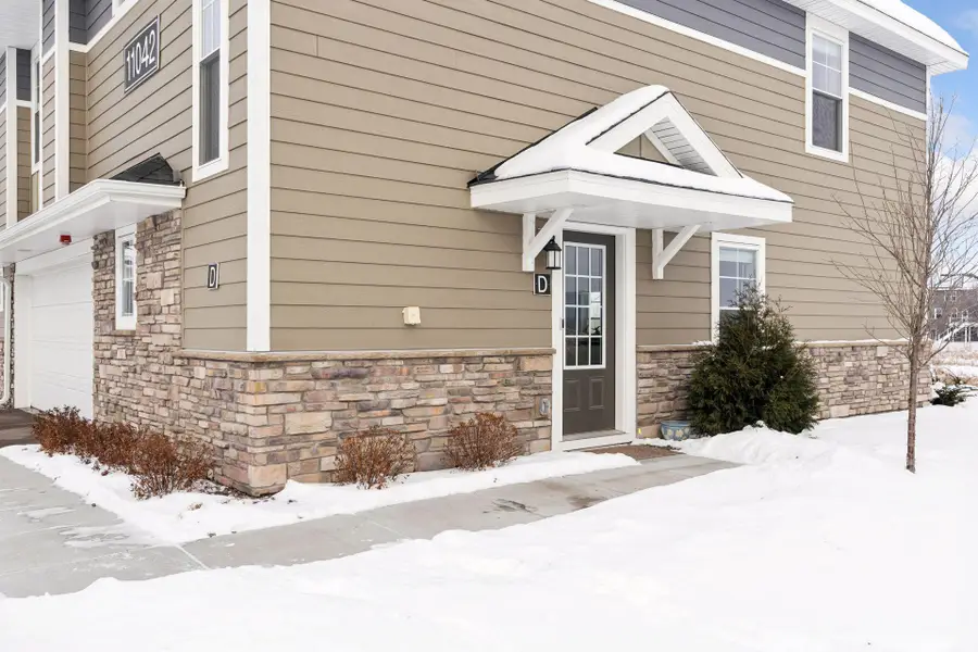 11042 Yalta Street Ne #D, Blaine, MN 55449 - Image #2