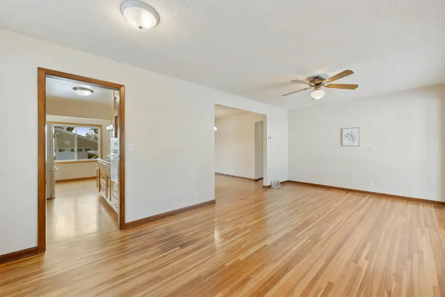 2194 Maryland Avenue E, Saint Paul, MN 55119 - Image #3