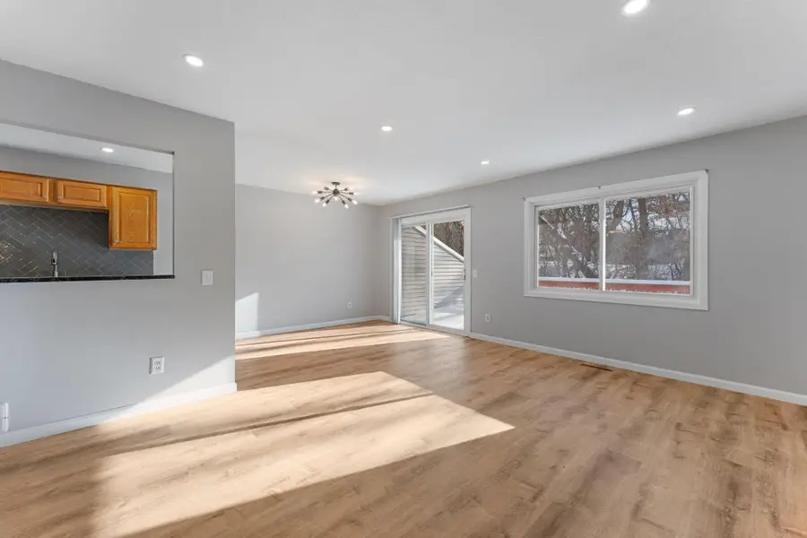 12318 Oak Leaf Court, Burnsville, MN 55337 - Image #3