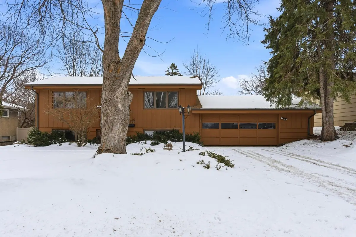 3832 Gettysburg Avenue N, New Hope, MN 55427 - #1