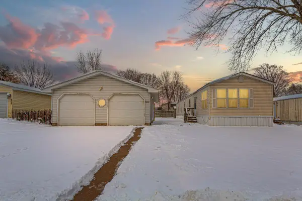 502 Edgar Place, Faribault, MN 55021