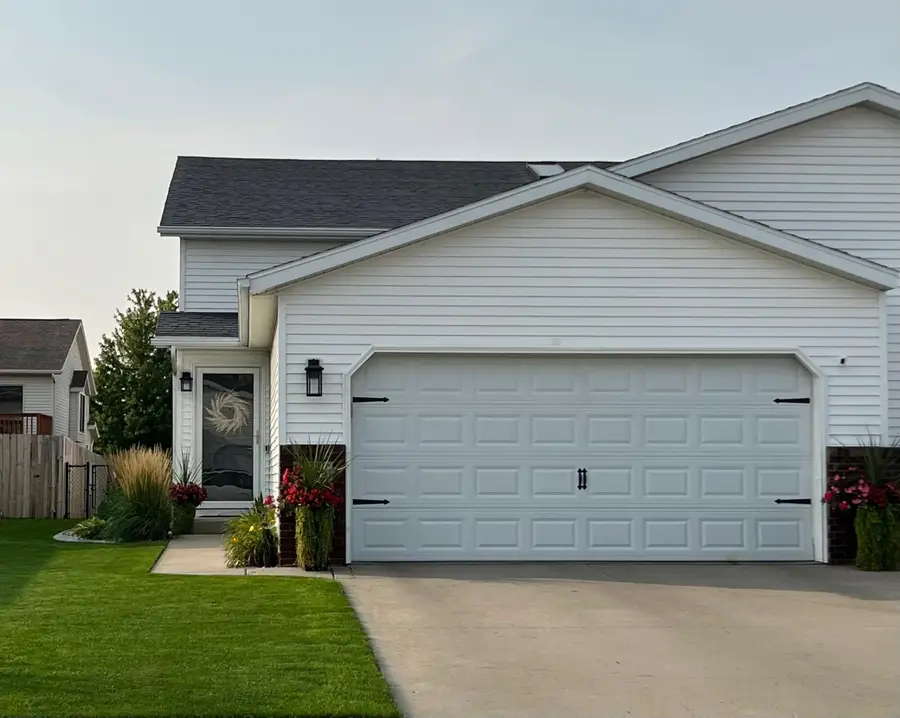 4306 39th Avenue S, Fargo, ND 58104 - Image #2