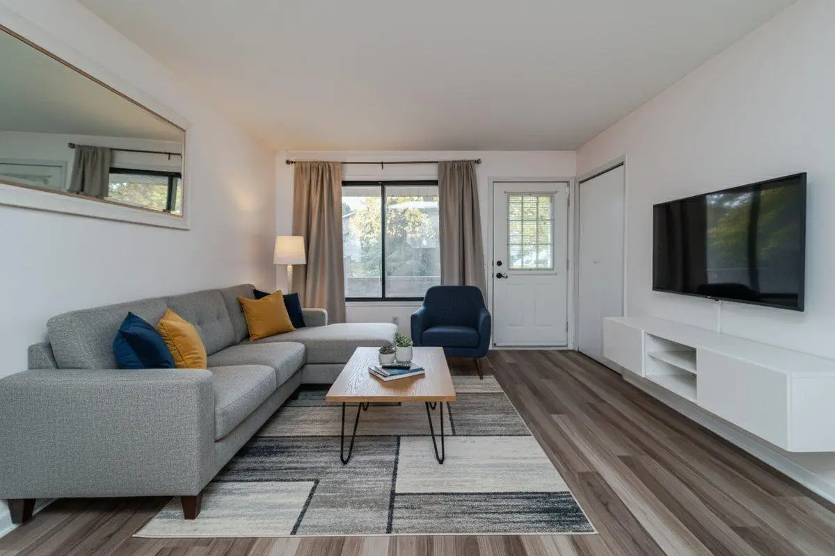 7656 13th Street N, Oakdale, MN 55128 - Image #1