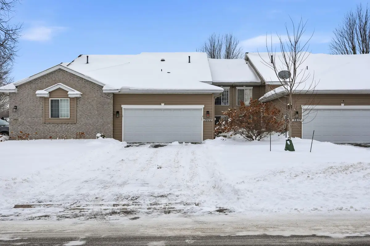 3909 93rd Avenue N, Brooklyn Park, MN 55443 - Image #1