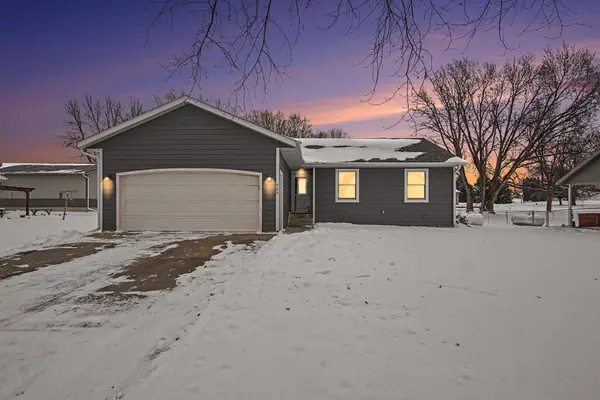 406 S 3rd Street, Beaver Creek, MN 56116