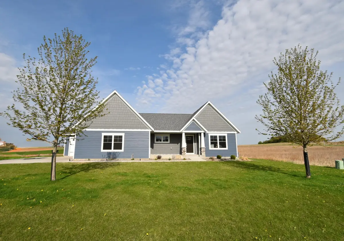 1800 20th Avenue Circle Ne, Kasson, MN 55944 - Image #1