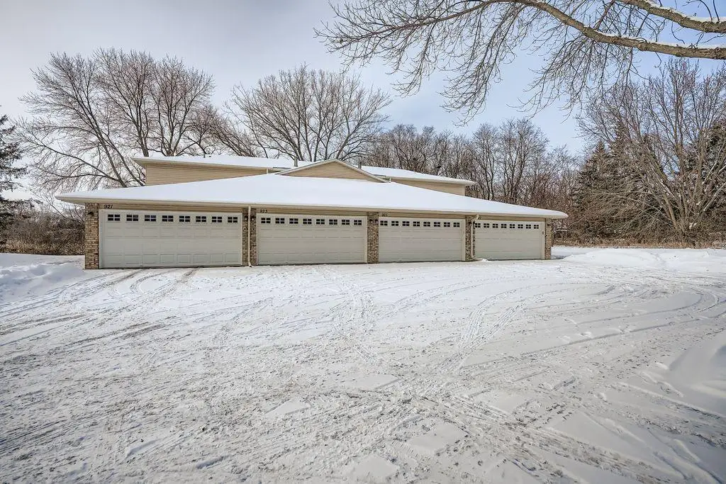 927 Pond View Court, Vadnais Heights, MN 55127 - Image #1