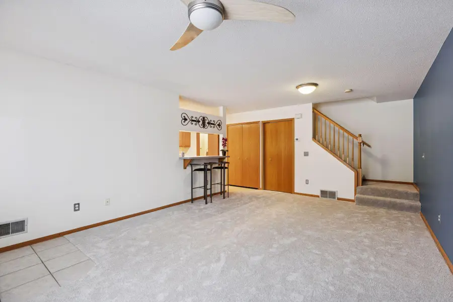 717 Mariner Way, Woodbury, MN 55129 - #3