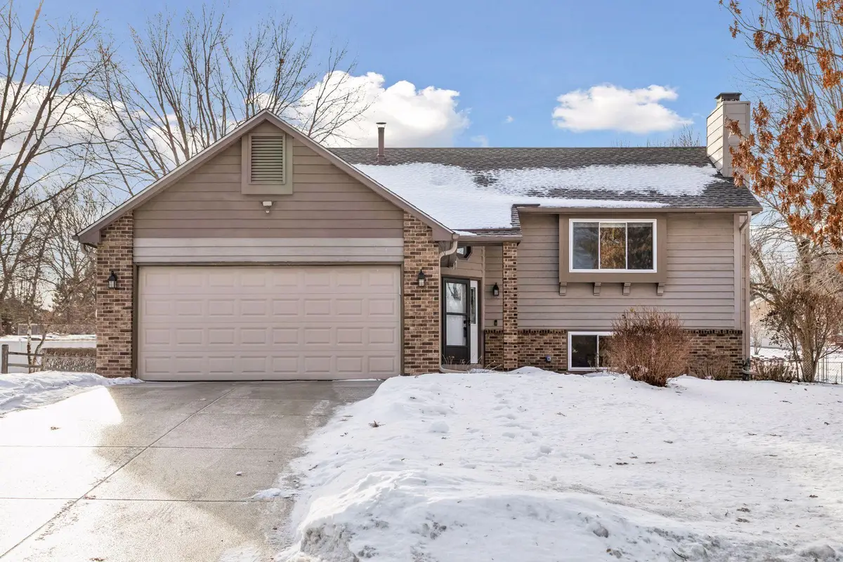 9524 208th Street W, Lakeville, MN 55044 - Image #1
