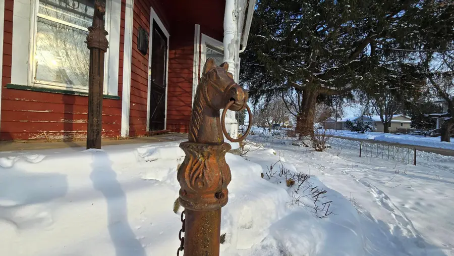 315 W Newburg Avenue, Mabel, MN 55954 - Image #2