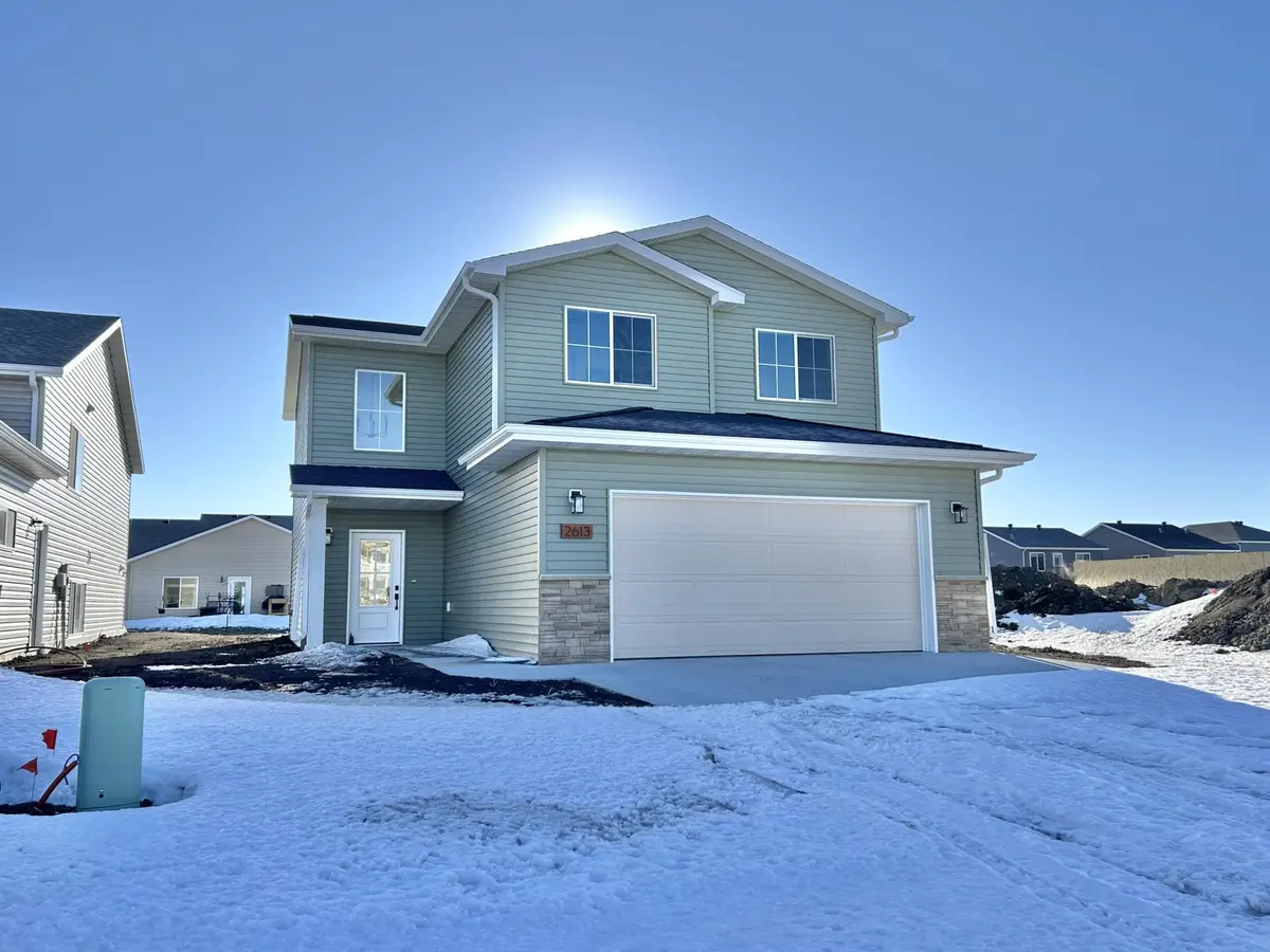 2613 36 Avenue S, Moorhead, MN 56560 - #1