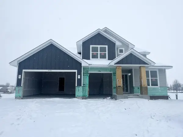 2551 Aspen Court, Shakopee, MN 55379