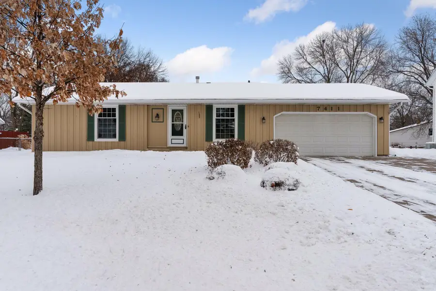 7411 Isleton Avenue S, Cottage Grove, MN 55016 - Image #2
