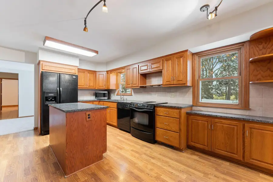 4832 Maryland Avenue N, Crystal, MN 55428 - Image #2