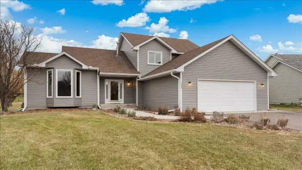 233 Cherry Hill Alcove, Medina, MN 55340