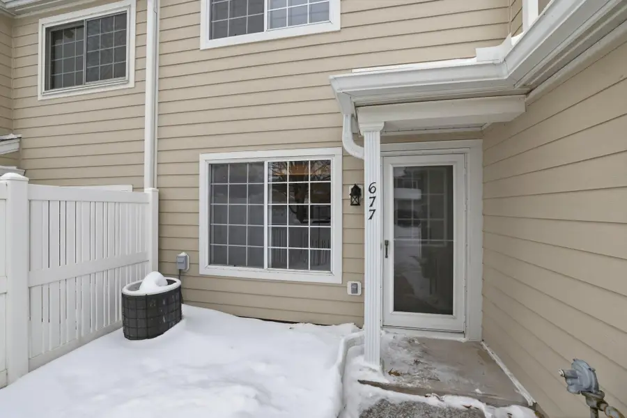 677 Mariner Way, Woodbury, MN 55129 - Image #2