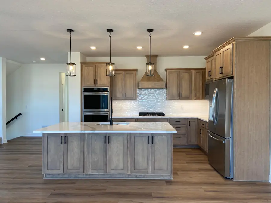 16651 S Manor Road, Eden Prairie, MN 55344 - Image #2