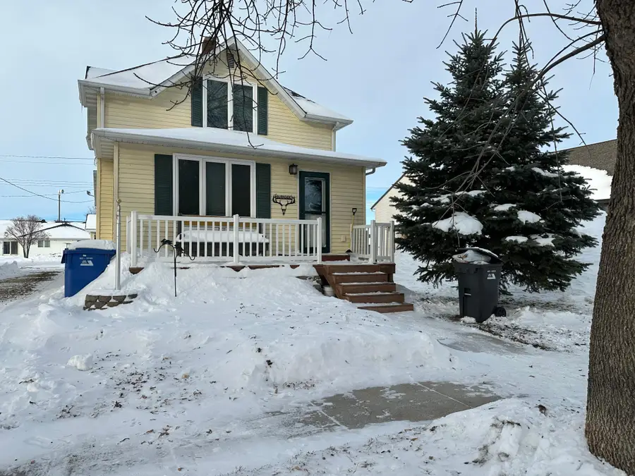 215 3rd Street Se, Barnesville, MN 56514 - Image #2